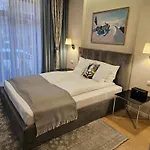 Altara Centrum - Free Parking Aparthotel