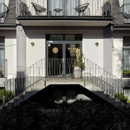 Altara Centrum - Free Parking Lägenhetshotell 4*