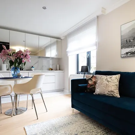 Aparthotel Altara Centrum - Free Parking 4*