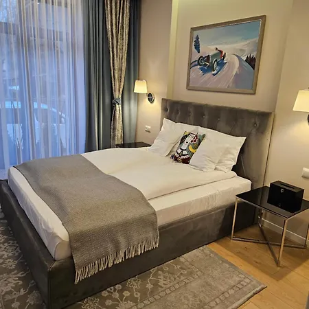 Altara Centrum - Free Parking Aparthotel
