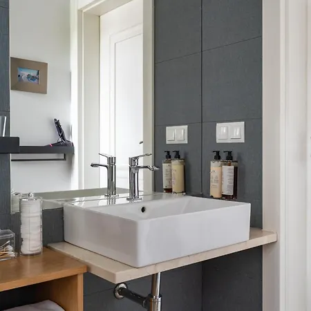 Altara Centrum - Free Parking Aparthotel