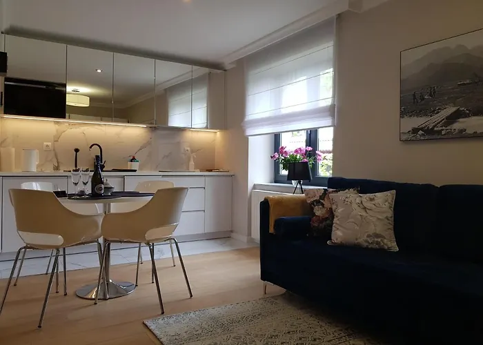 Aparthotel Altara Centrum - Free Parking 4*