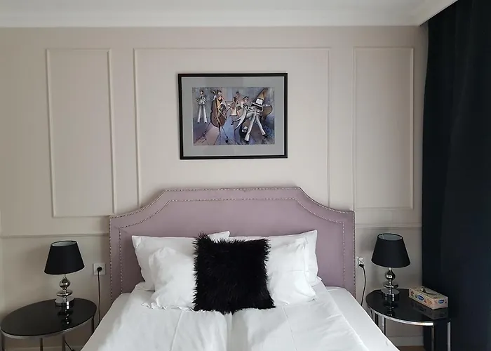 Aparthotel Altara Centrum - Free Parking 4*