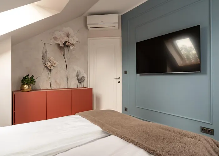 Altara Centrum - Free Parking Aparthotel 4*